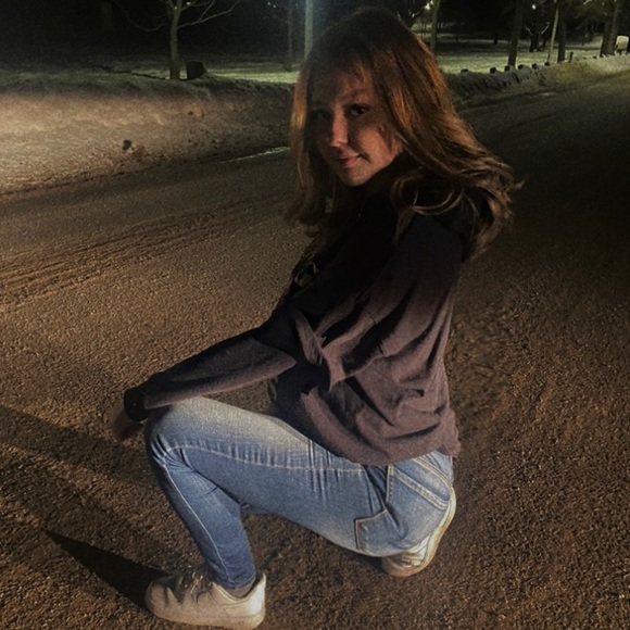 Meet your Posher, Mackenzie - Picture 3 of 3